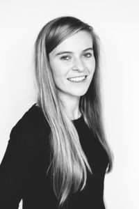 Master in de Kinesitherapie en de Revalidatiewetenschappen, optie sportkinesitherapie (KU Leuven, 2014) Postgraduaat Manuele Therapie (UGent, 2015)